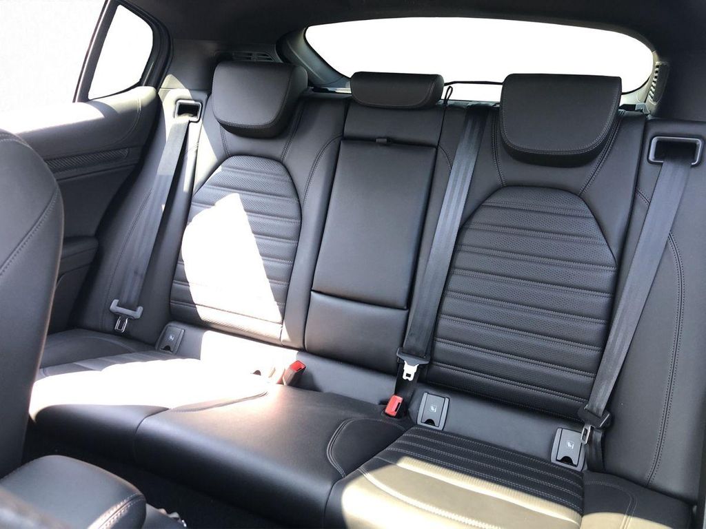 Alfa Romeo Stelvio 2022