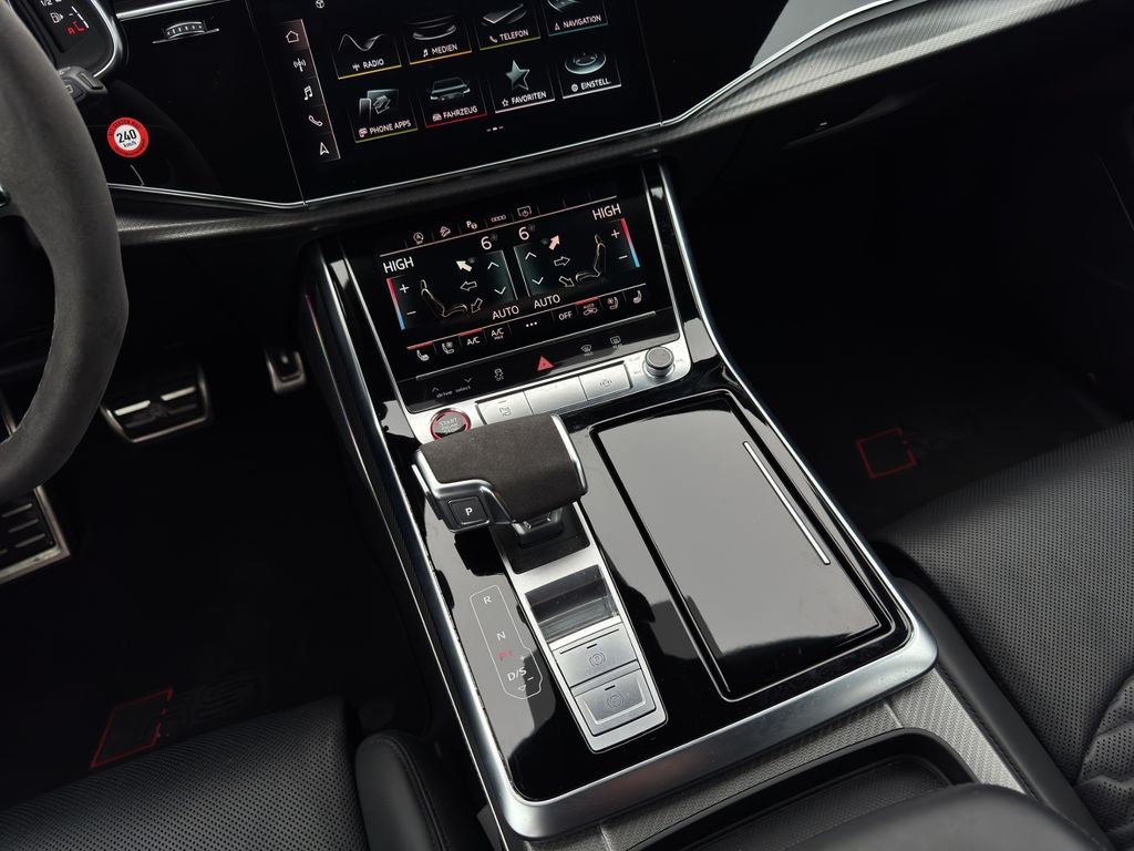 Audi RSQ8 2023