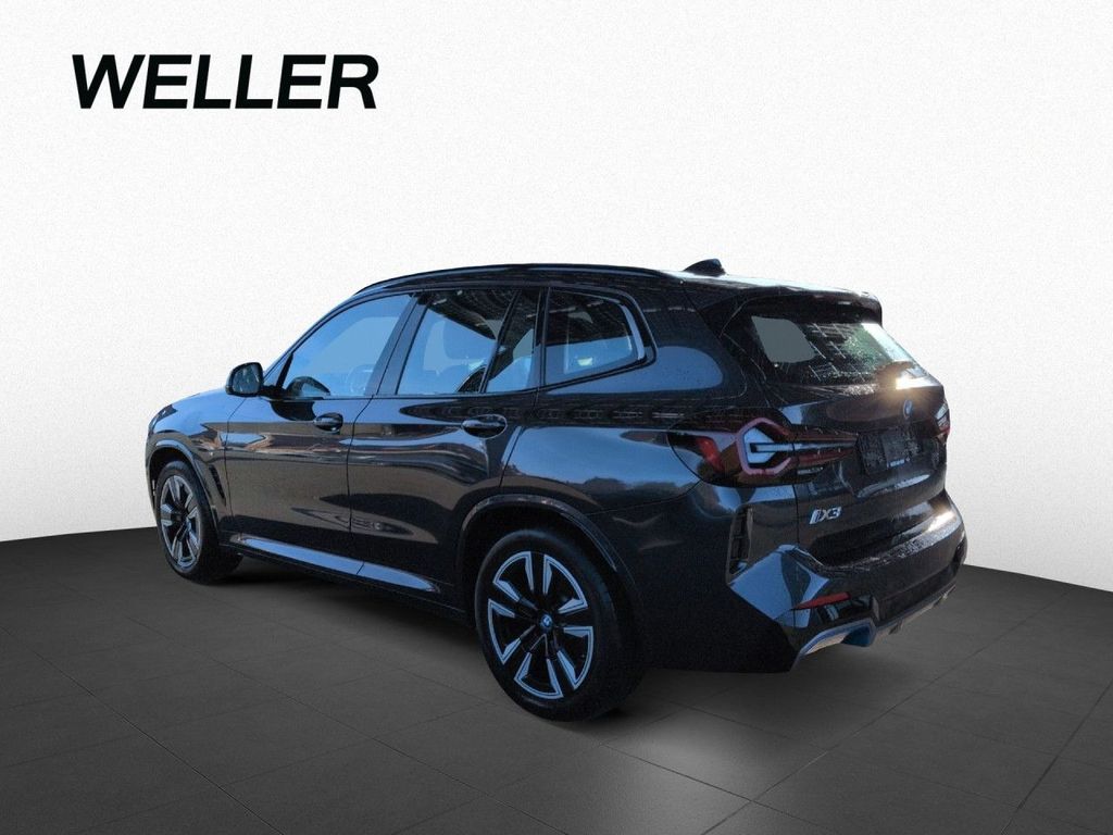 BMW iX3 2023