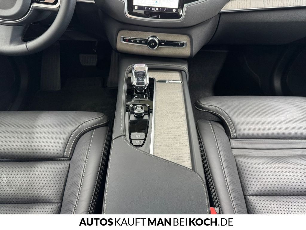Volvo XC90 2024