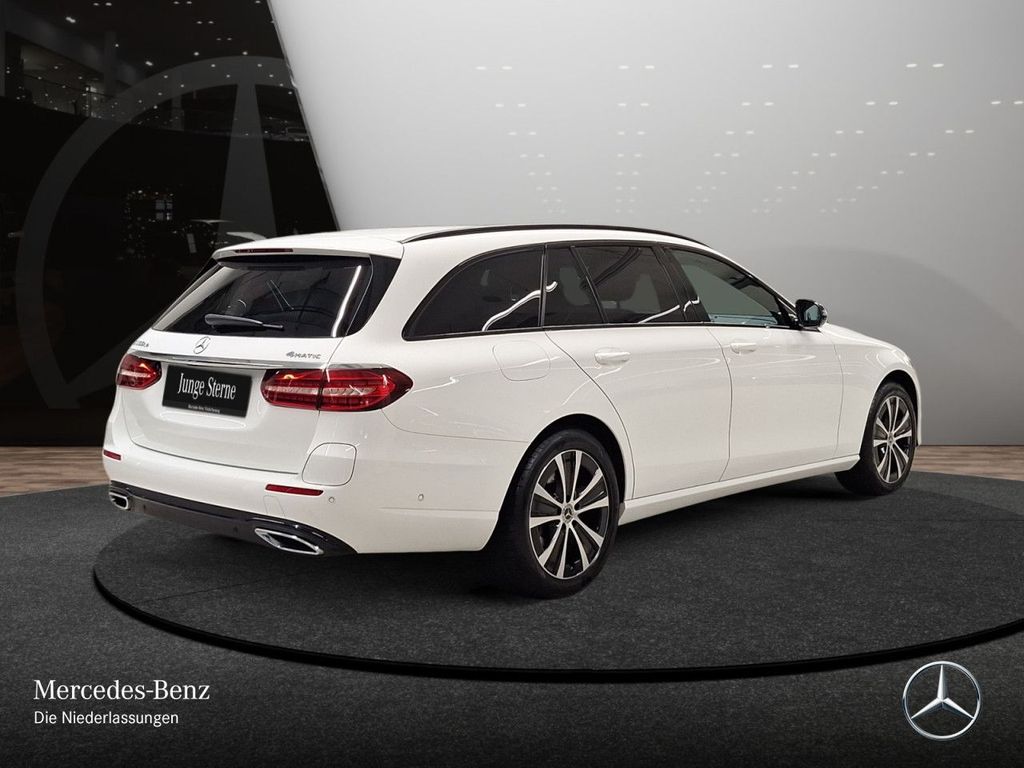 Mercedes-Benz E 300 2022