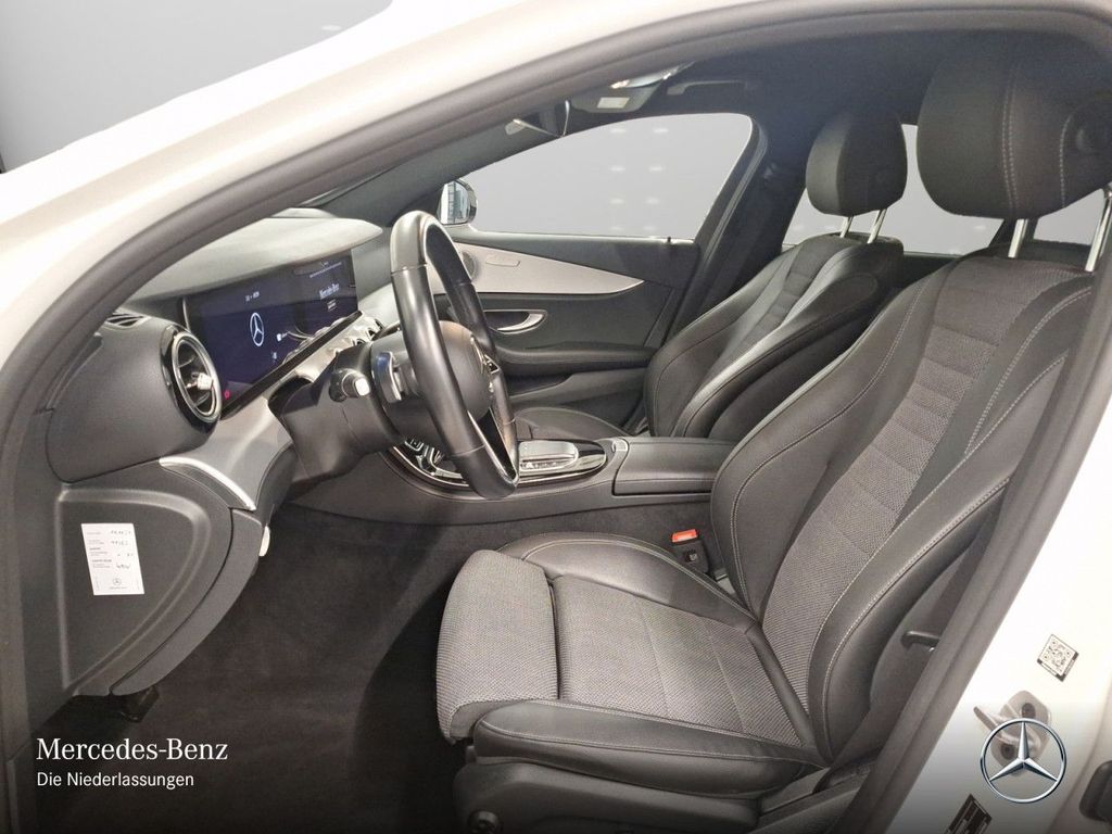 Mercedes-Benz E 300 2022
