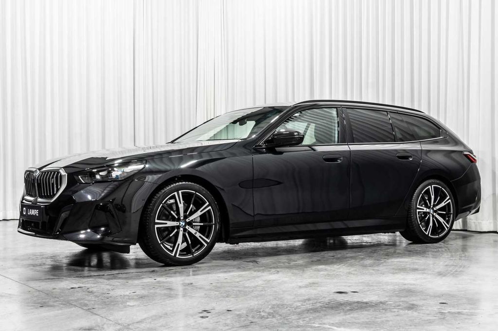 BMW i5 2025