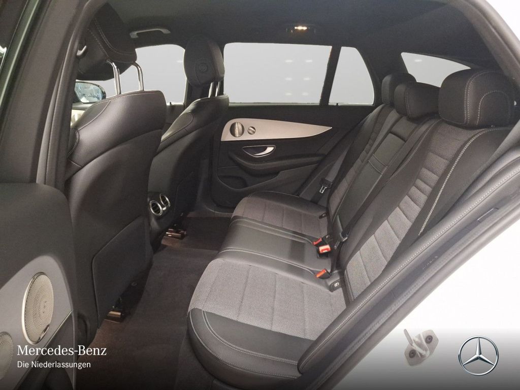 Mercedes-Benz E 300 2022