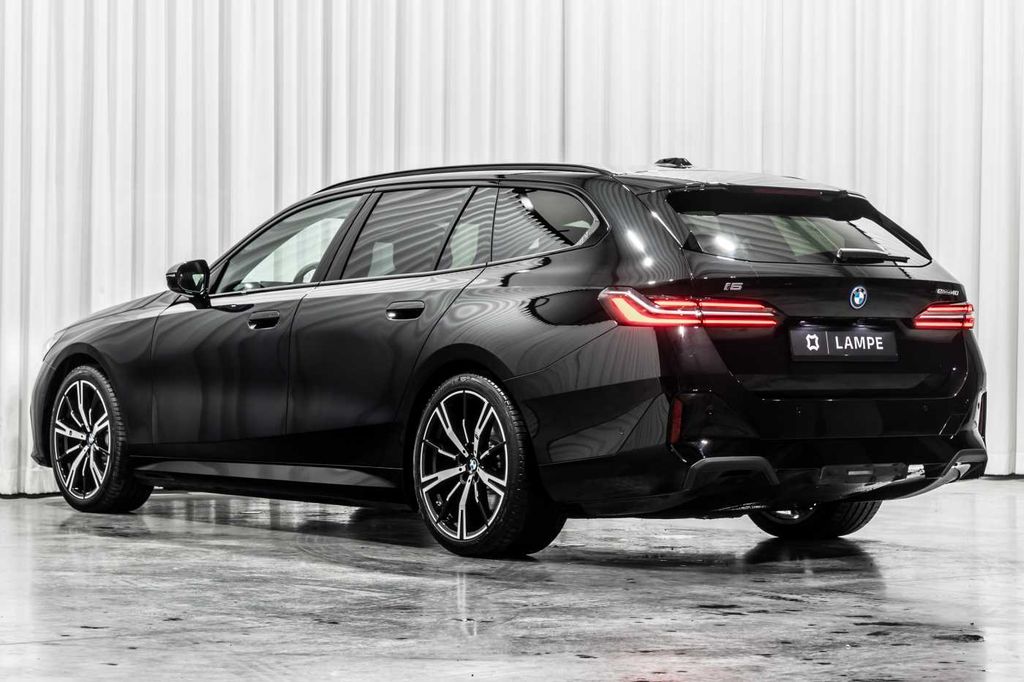 BMW i5 2025