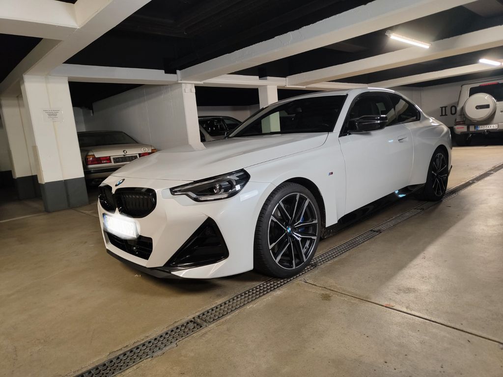 BMW M240i 2023