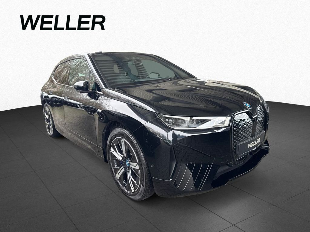 BMW iX 2023