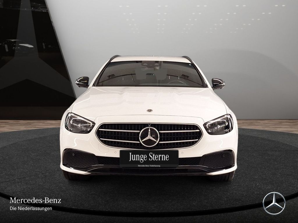 Mercedes-Benz E 300 2022