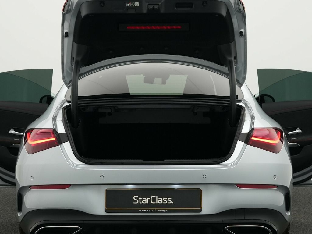 Mercedes-Benz CLA 200 2025