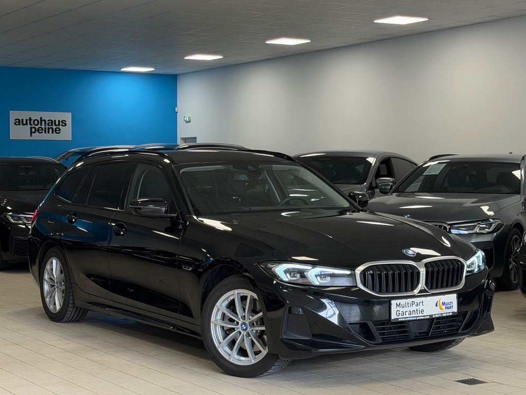BMW 330 2022