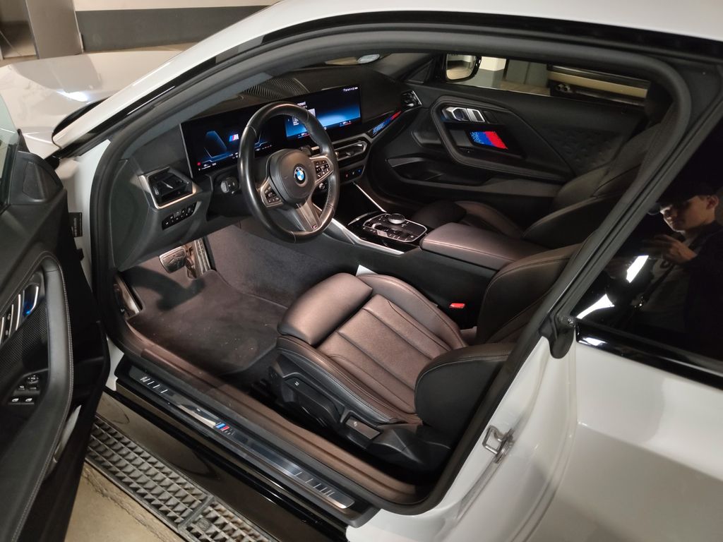 BMW M240i 2023