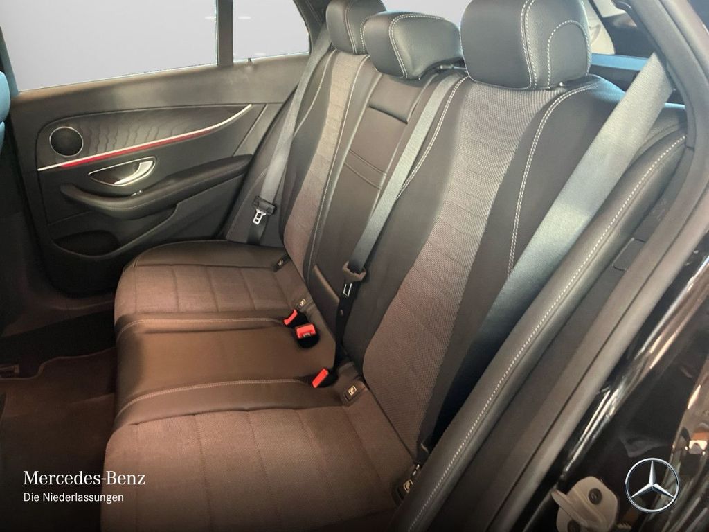 Mercedes-Benz E 300 2022