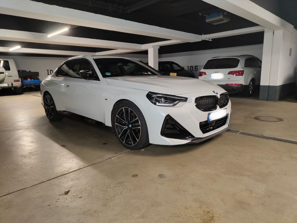 BMW M240i 2023