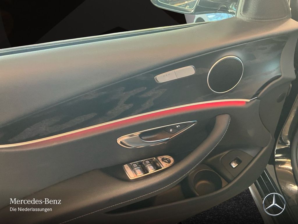 Mercedes-Benz E 300 2022
