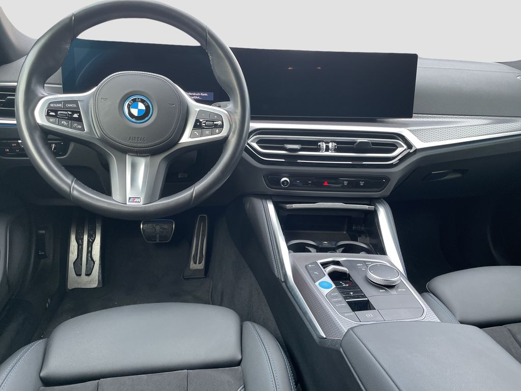 BMW i4 2023