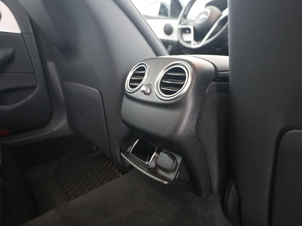Mercedes-Benz E 300 2020