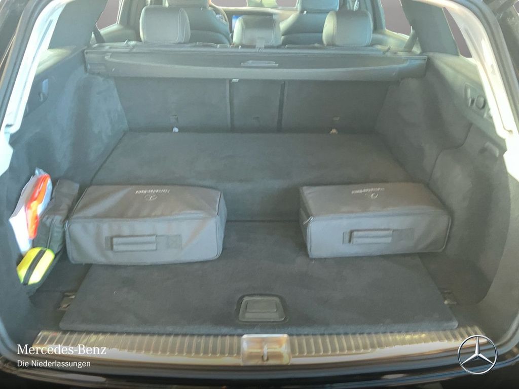 Mercedes-Benz E 300 2022