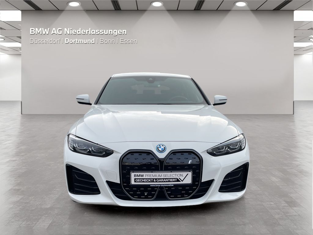 BMW i4 2023