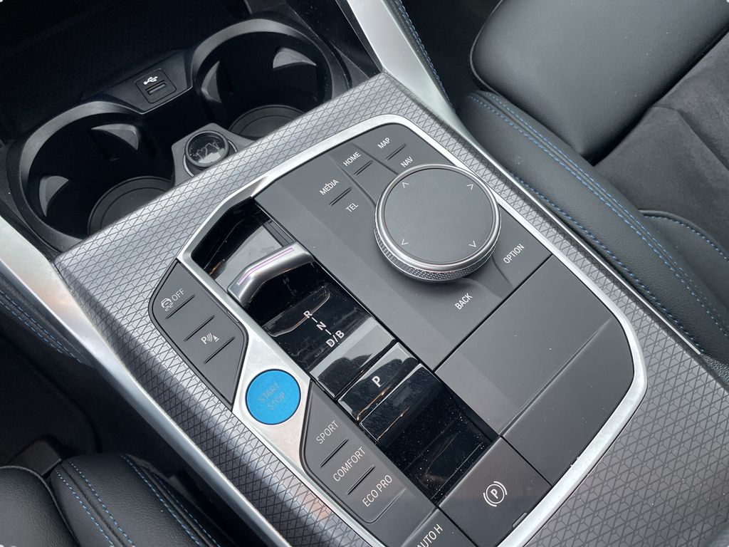 BMW i4 2023