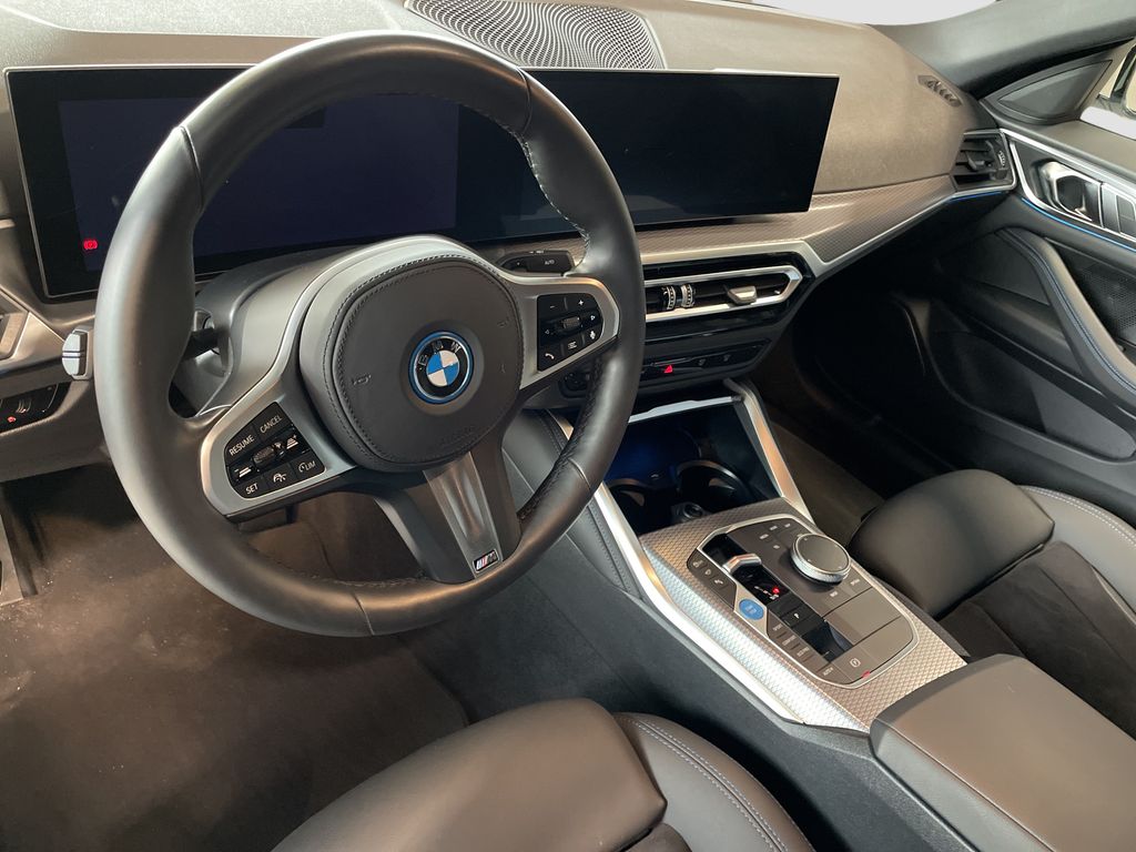 BMW i4 2023