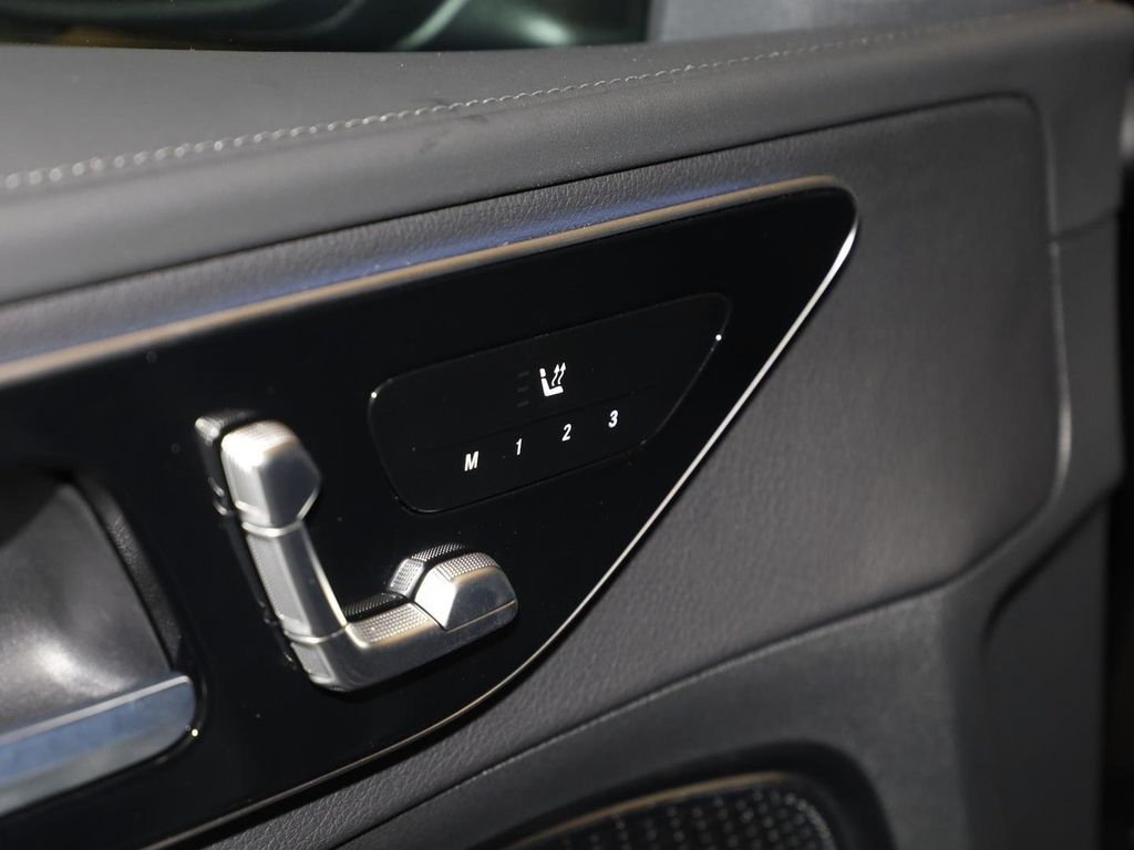 Mercedes-Benz C 200 2025