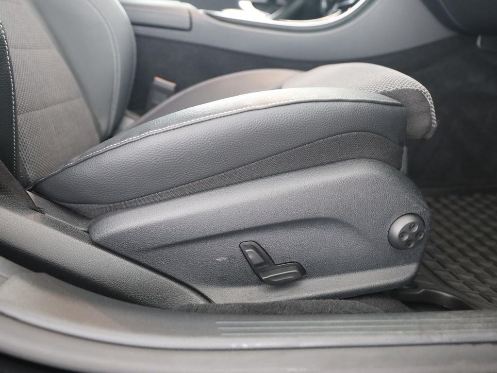 Mercedes-Benz E 300 2020