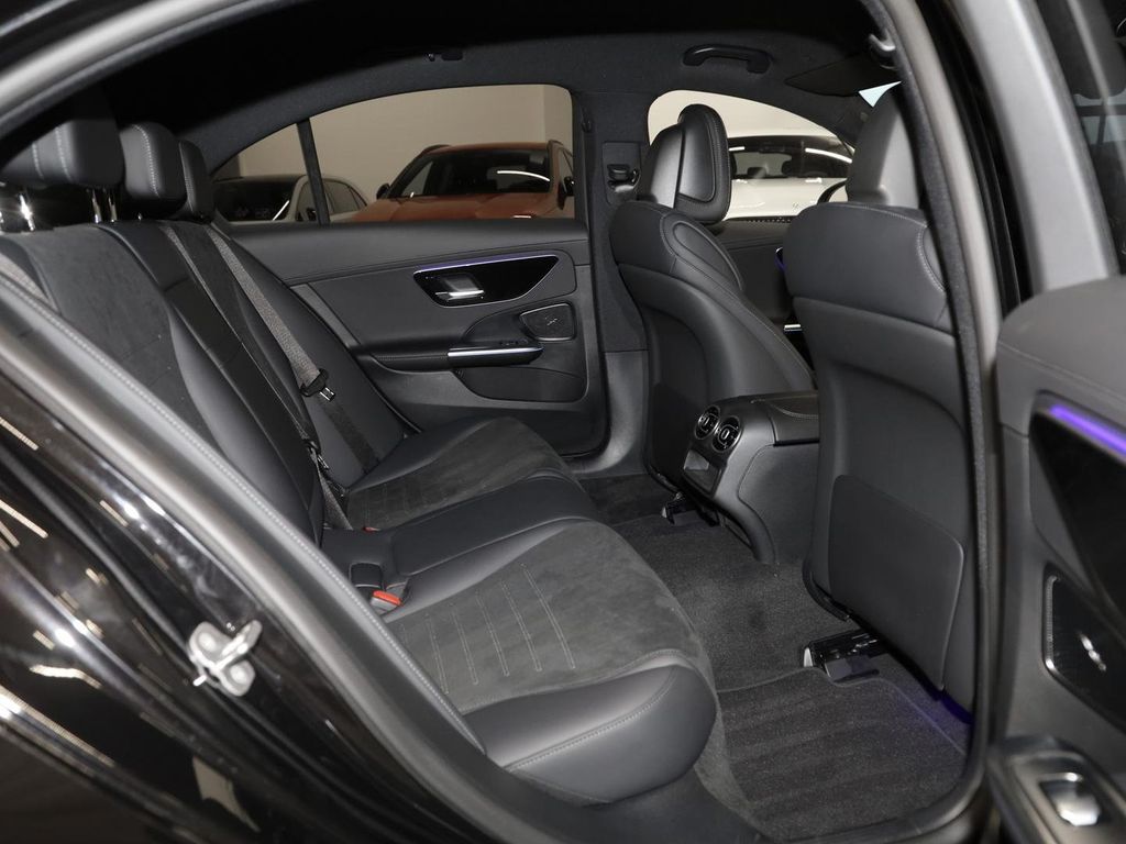 Mercedes-Benz C 200 2025