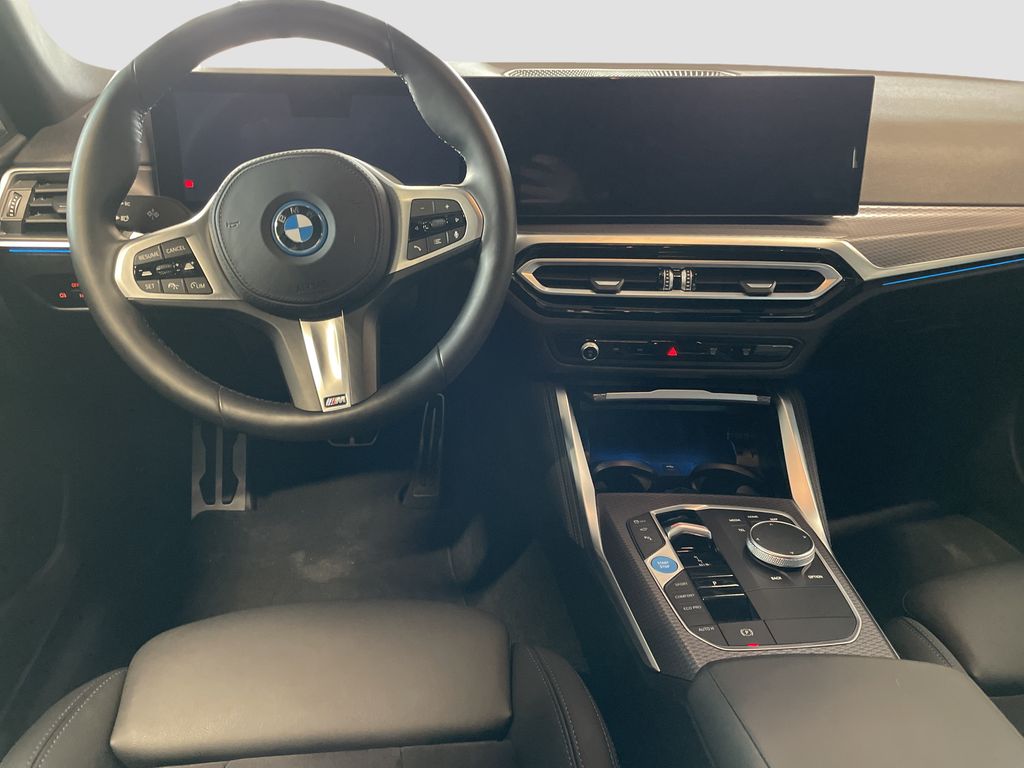 BMW i4 2023