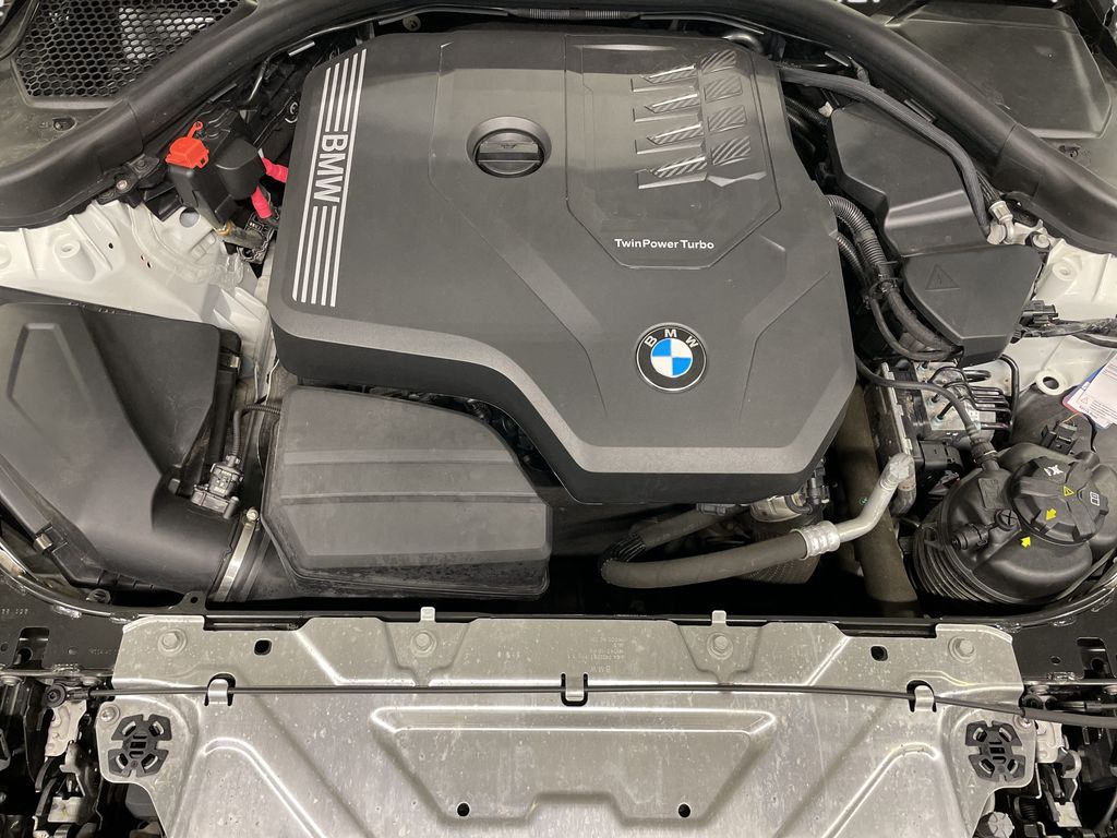 BMW 220 2023