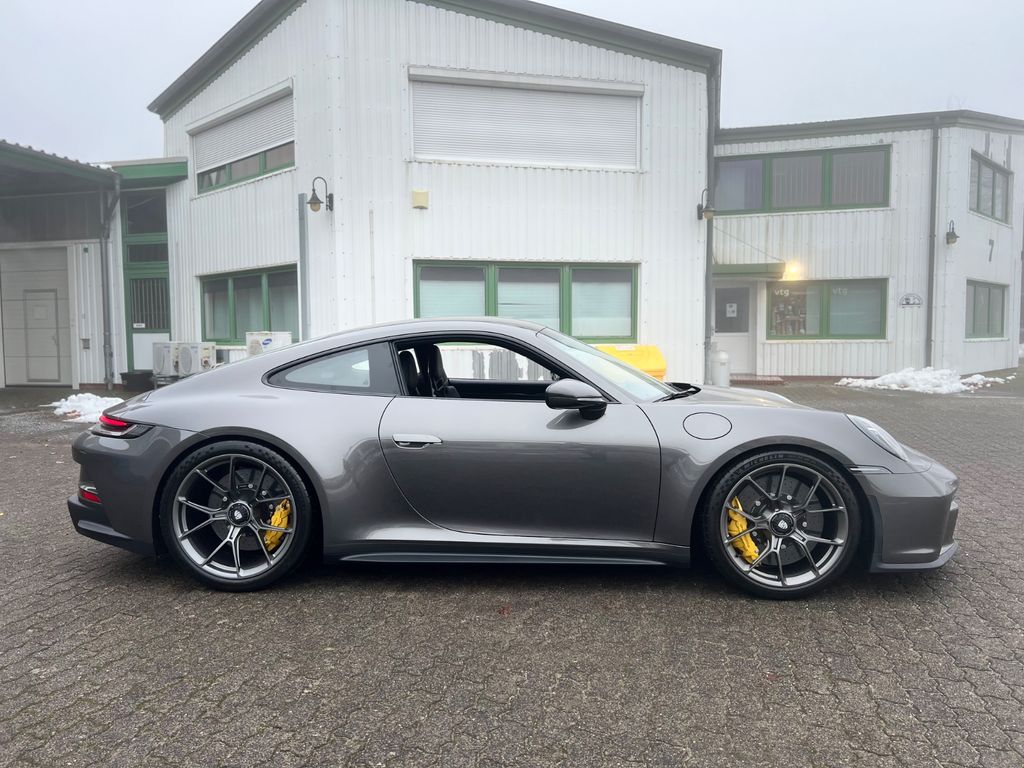 Porsche 992 2024