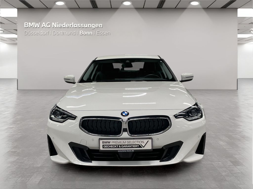 BMW 220 2023