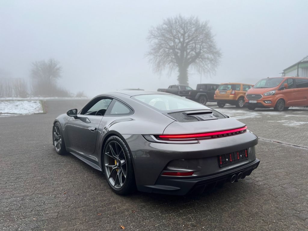 Porsche 992 2024