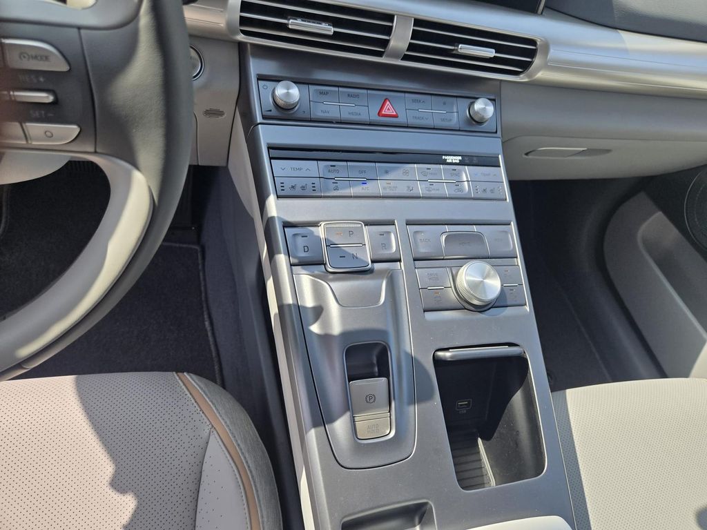 Hyundai NEXO 2022