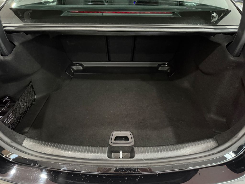 Mercedes-Benz C 200 2024