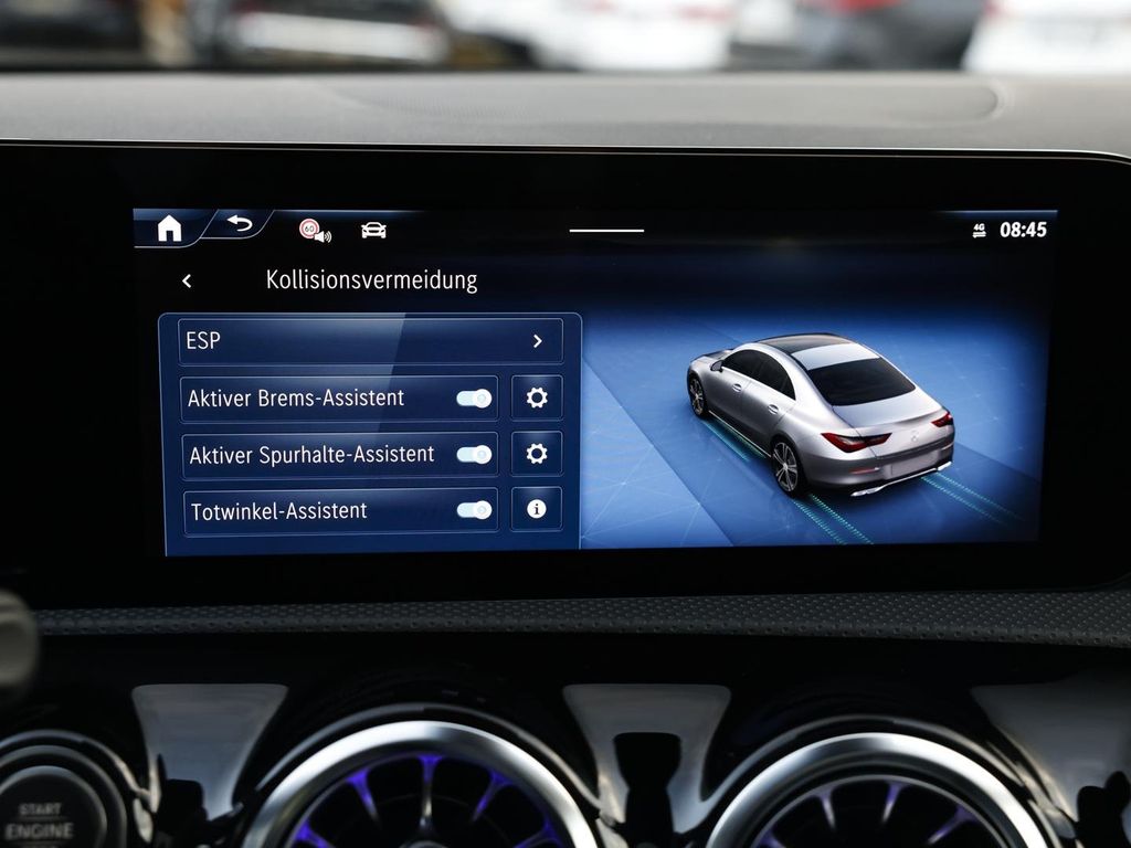 Mercedes-Benz CLA 200 2025