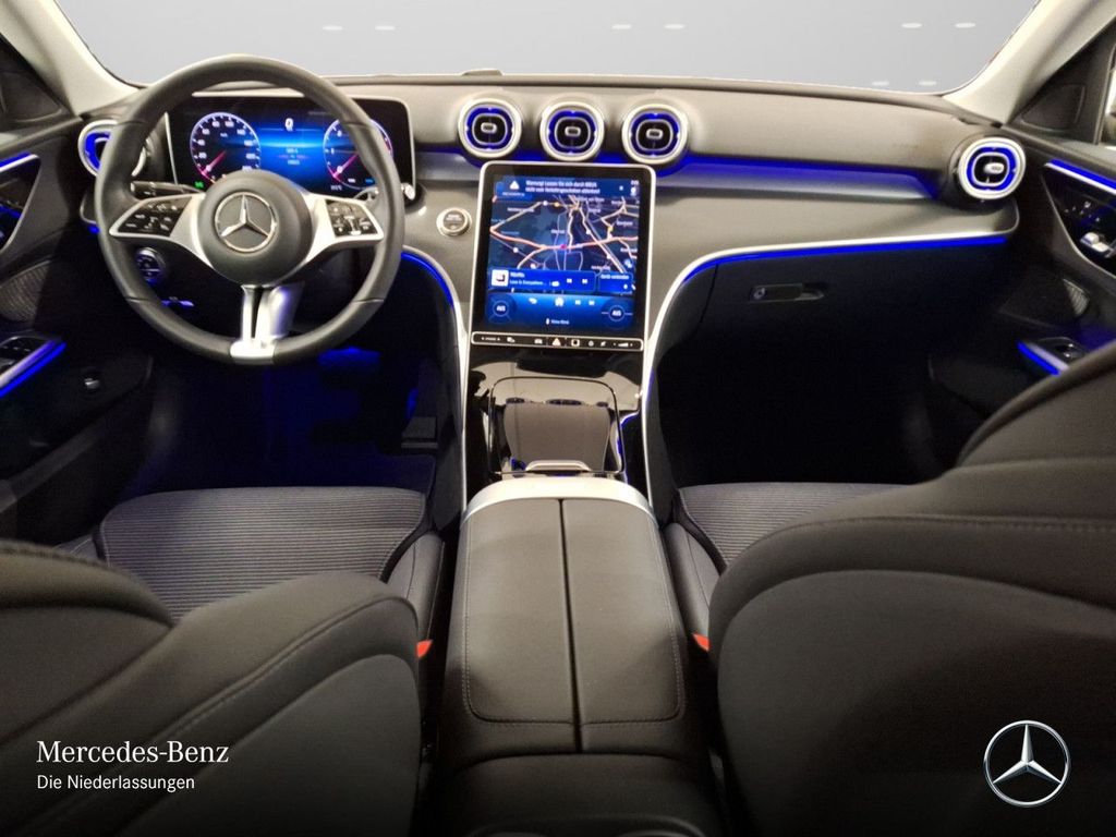 Mercedes-Benz C 200 2025