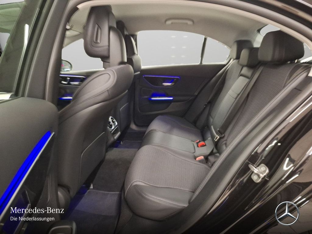 Mercedes-Benz C 200 2025
