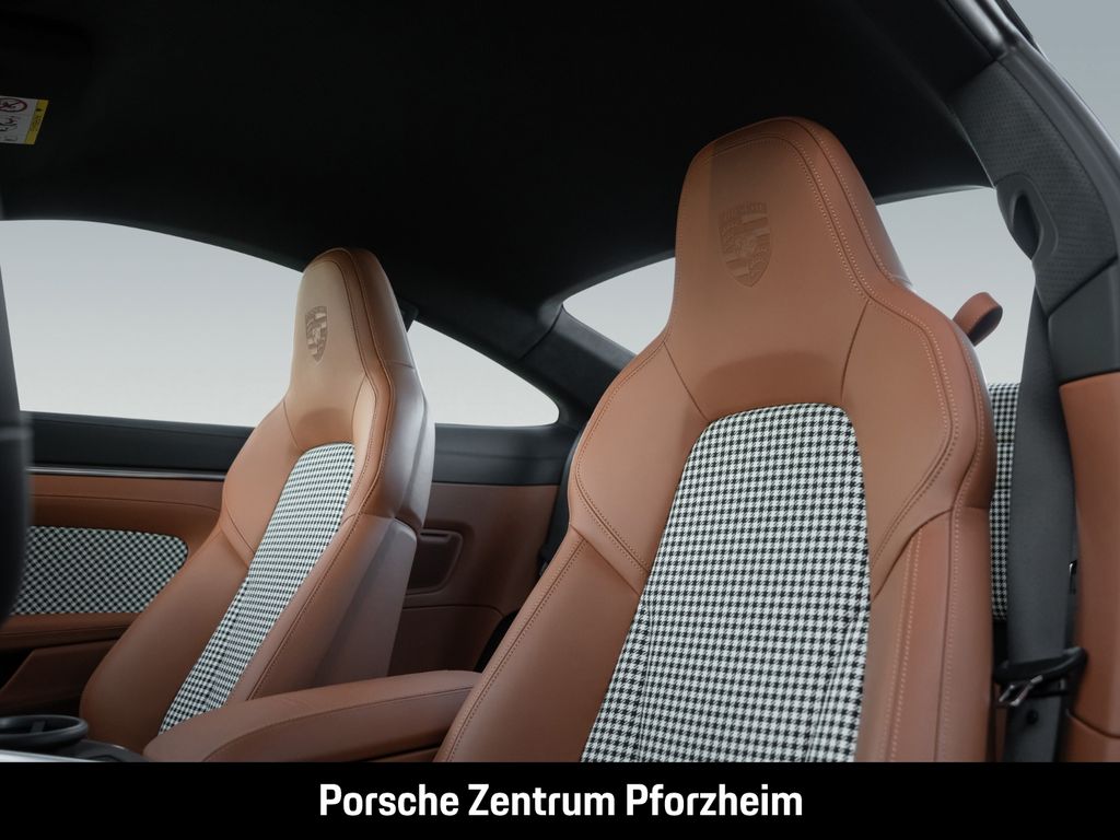 Porsche 992 2022