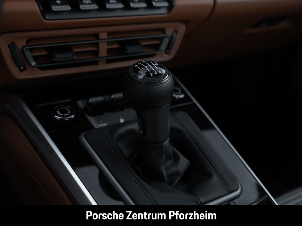 Porsche 992 2022