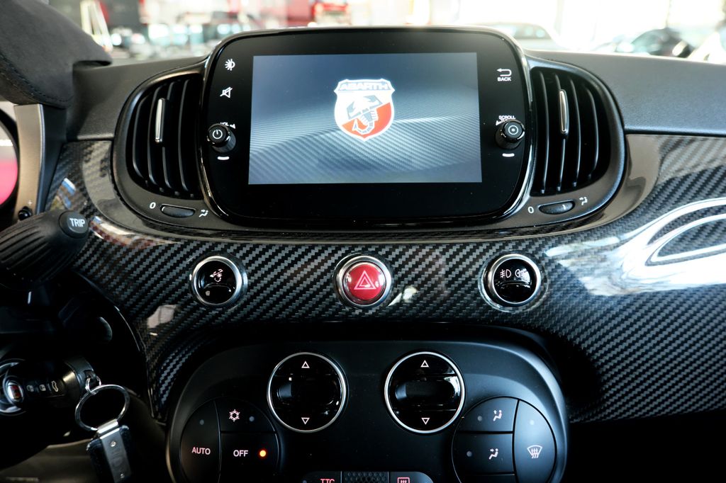 Abarth 595 Competizione 2022