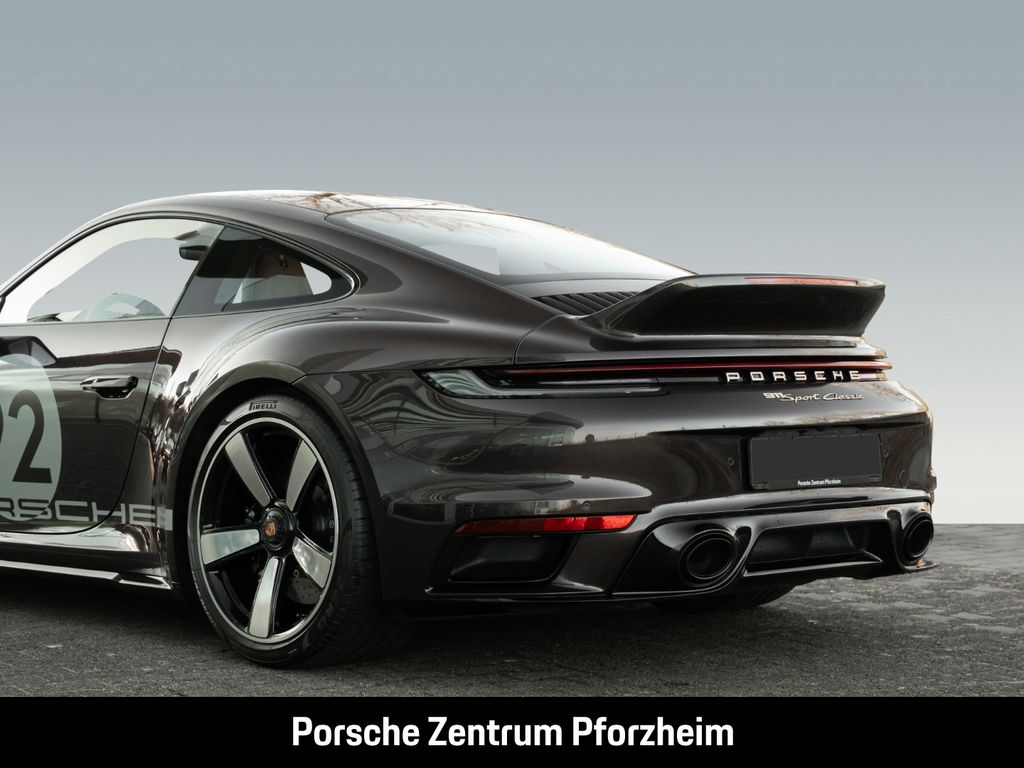 Porsche 992 2022