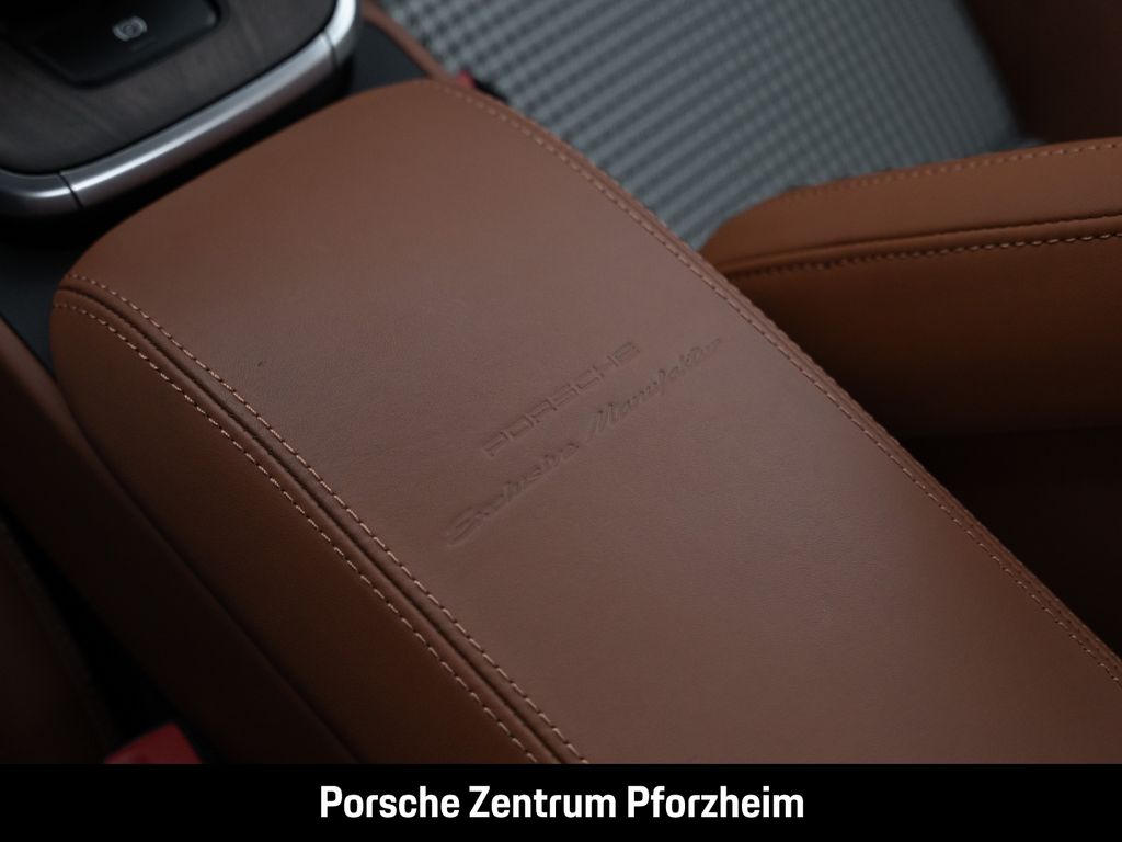 Porsche 992 2022