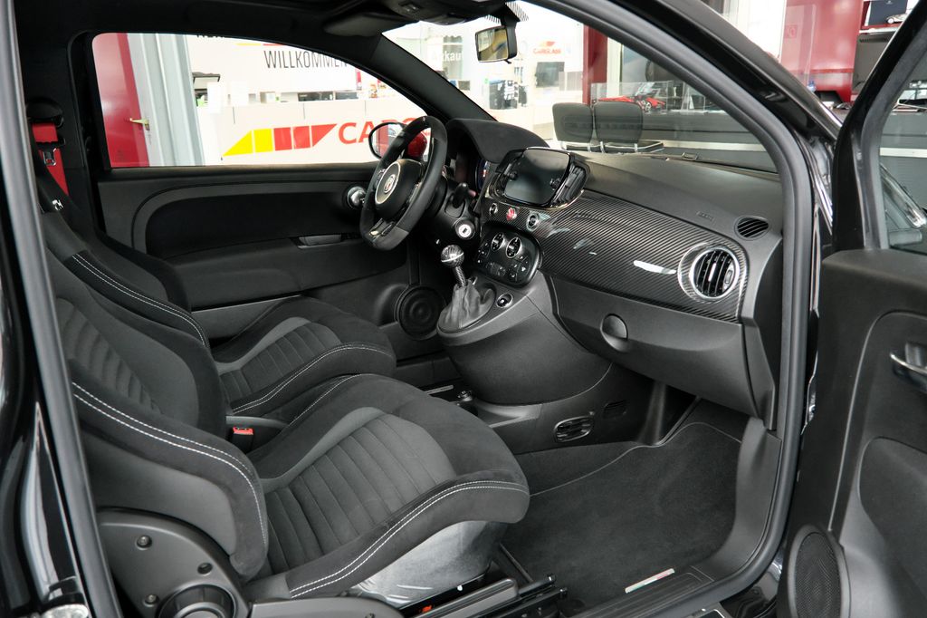 Abarth 595 Competizione 2022