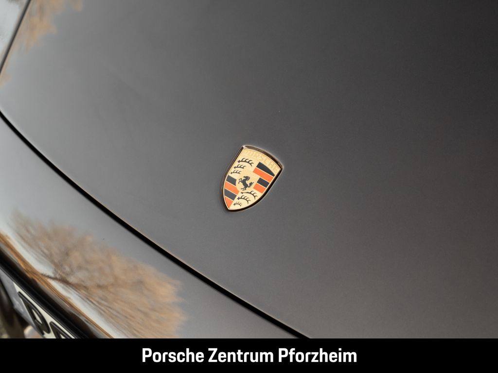 Porsche 992 2022