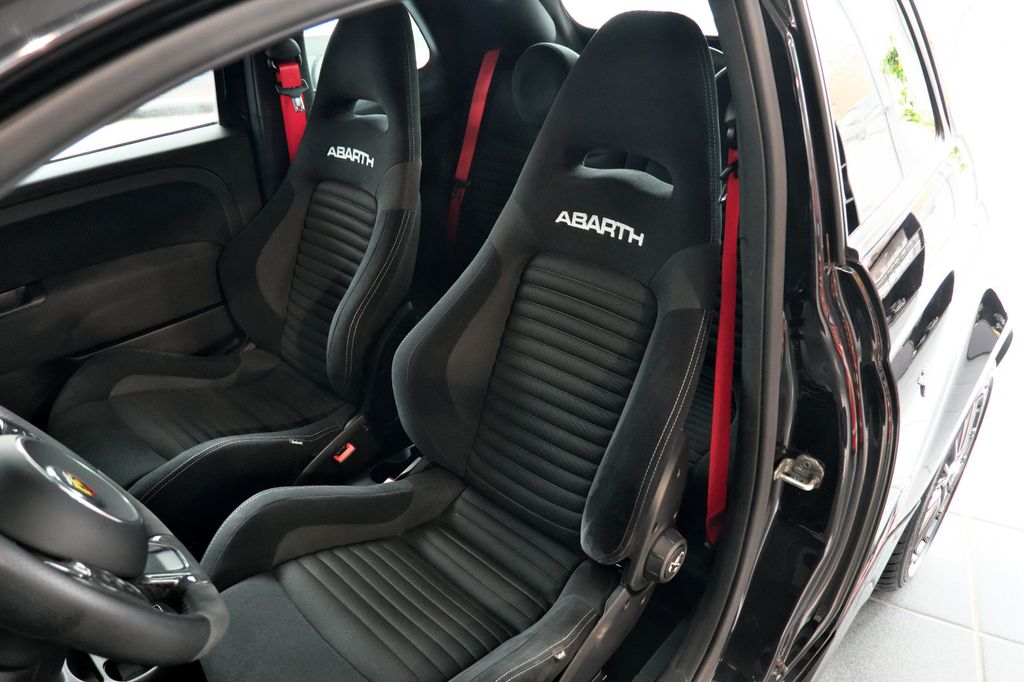 Abarth 595 Competizione 2022
