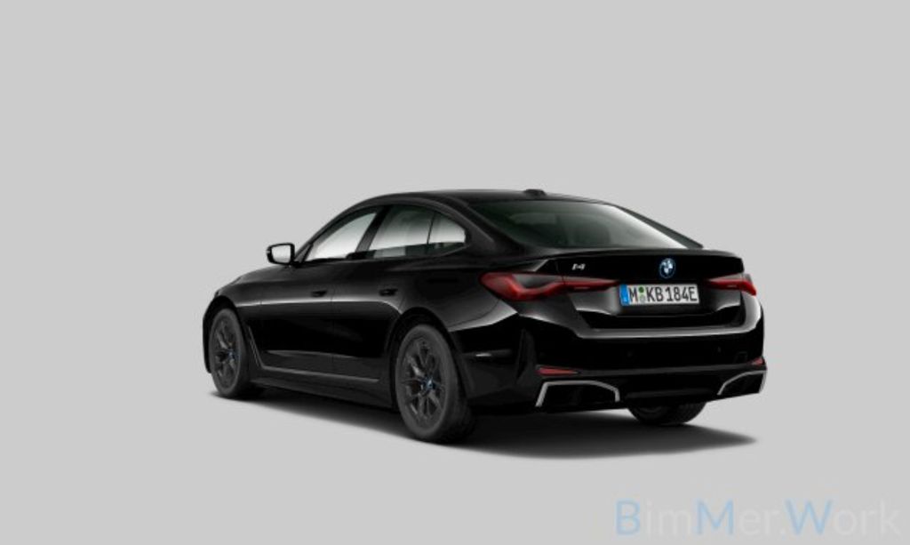 BMW i4 2023