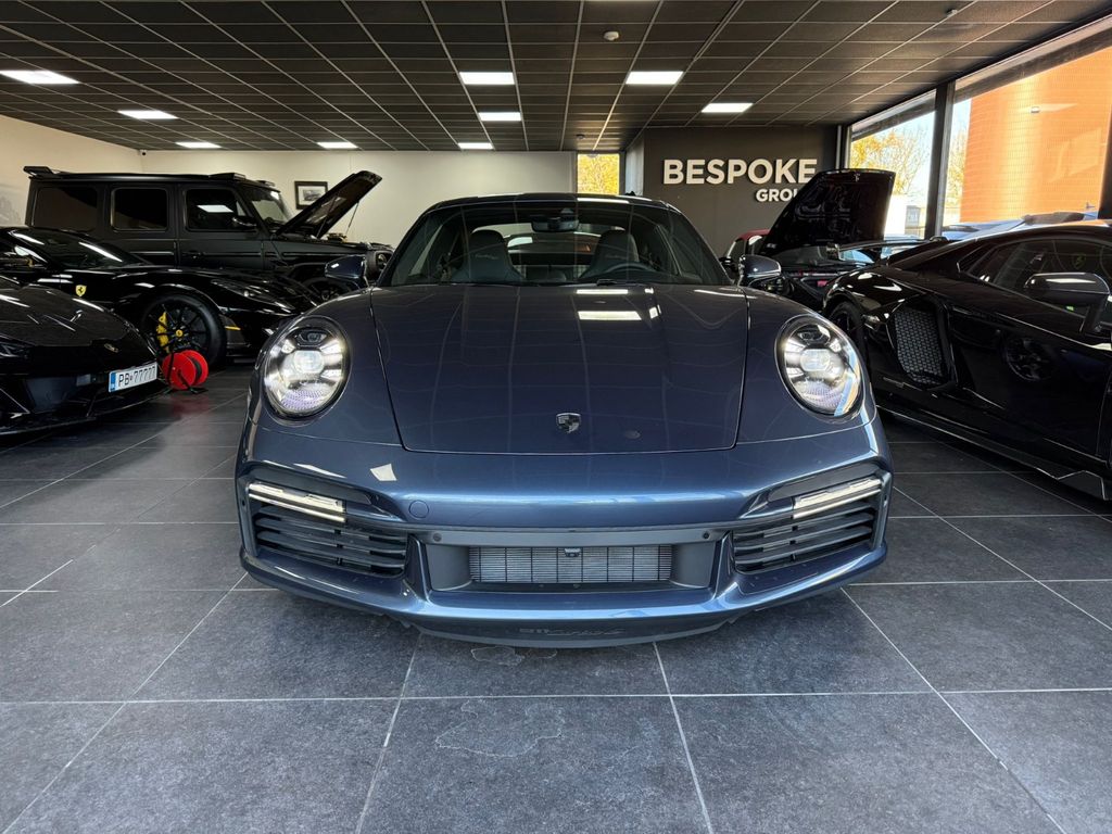 Porsche 992