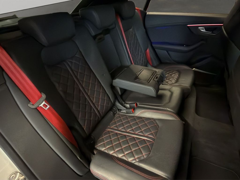 Audi Q8 2022