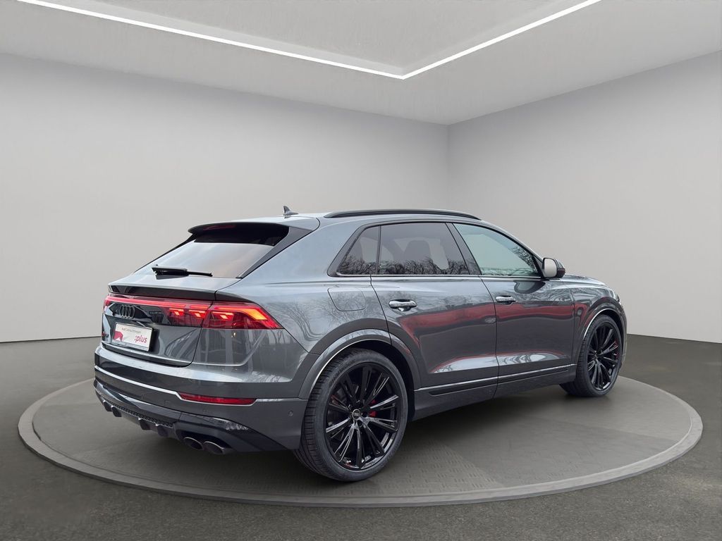 Audi SQ8 2023