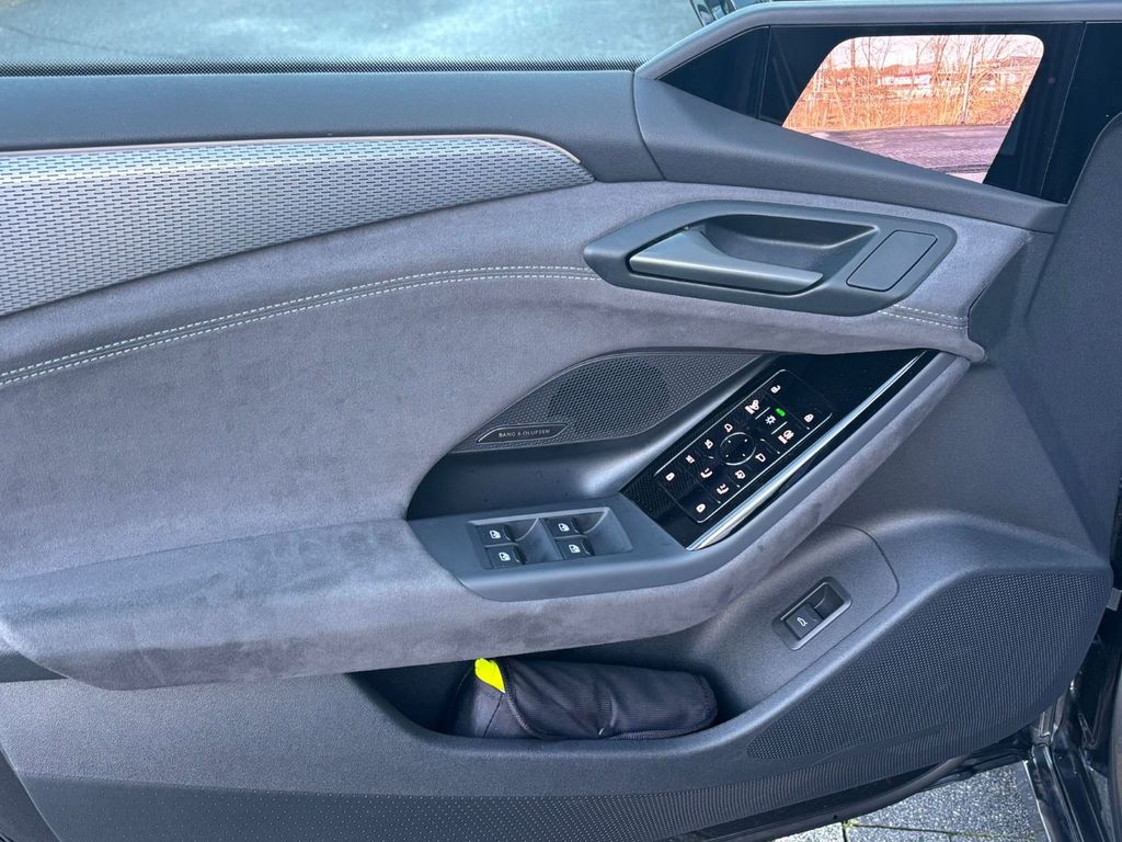 Audi A6 e-tron 2024